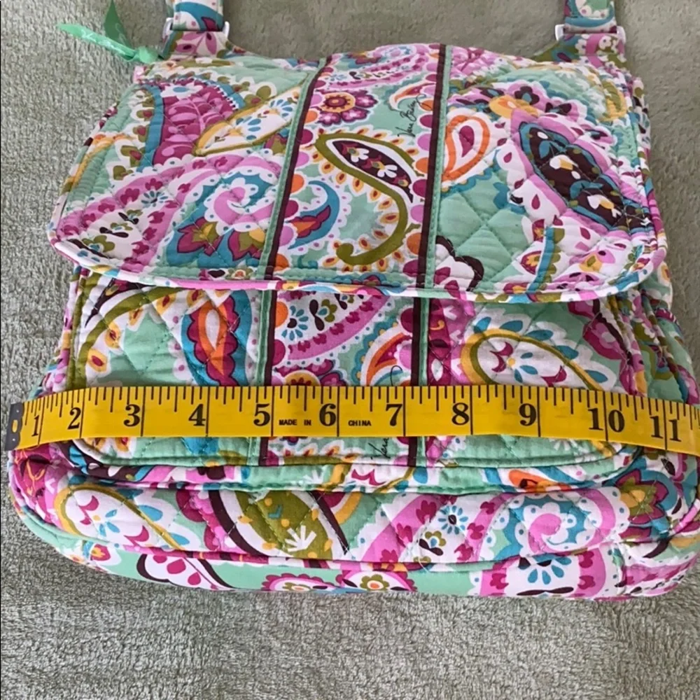 Vera Bradley crossbody purse Paisley green